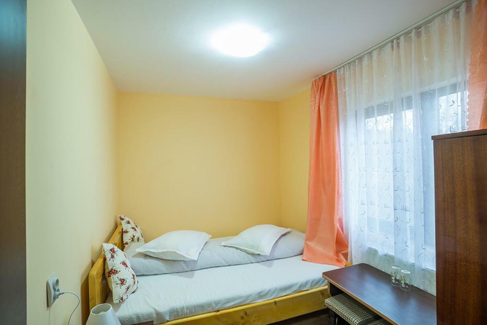Casa Ionescu Hotel Sadova  Exterior photo
